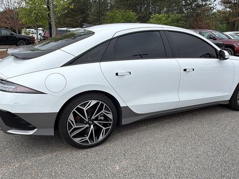 Used 2025 Hyundai Ioniq 6 SEL RWD image 8