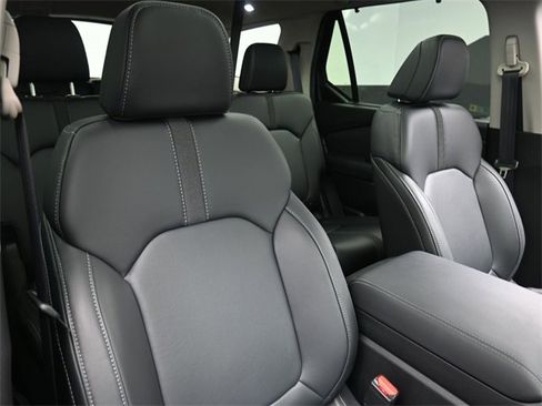 Used 2025 Honda Pilot Touring image 27