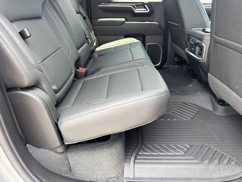 Used 2026 Chevrolet Silverado 1500 LTZ w/ LTZ Premium Package AWD/4WD image 16