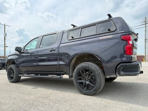 Used 2023 Chevrolet Silverado 1500 LT Trail Boss w/ Protection Package AWD/4WD image 4