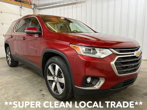 Used 2018 Chevrolet Traverse LT w/ LPO, Floor Liner Package AWD/4WD image 1
