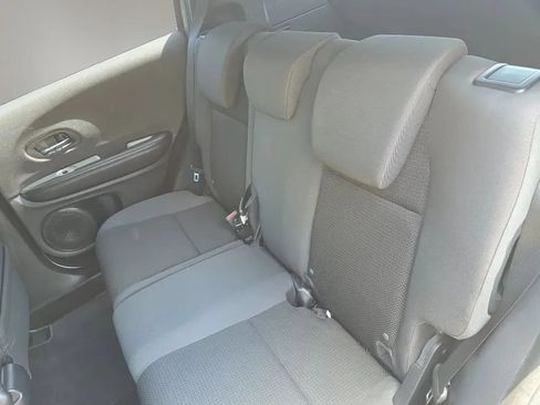 Used 2019 Honda HR-V Sport image 39
