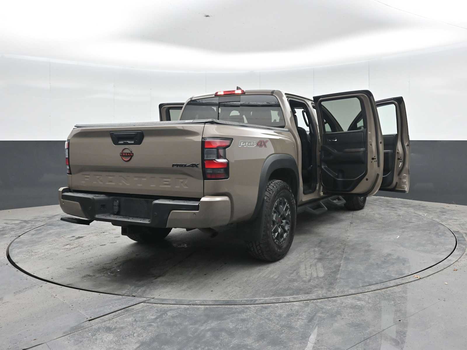 Used 2023 Nissan Frontier PRO-4X w/ Pro-4X Premium Package AWD/4WD image 55