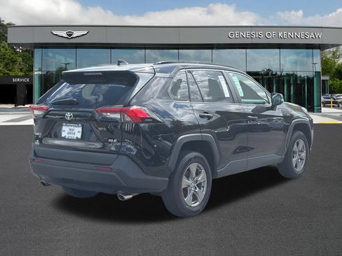 Used 2024 Toyota RAV4 XLE FWD image 8