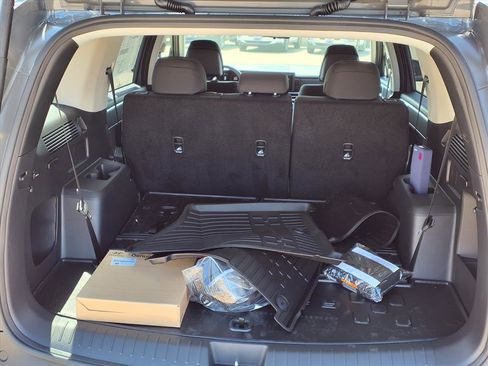 New 2026 Hyundai Santa Fe SE image 14