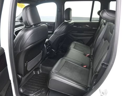 Used 2023 Jeep Grand Cherokee Altitude AWD/4WD image 10