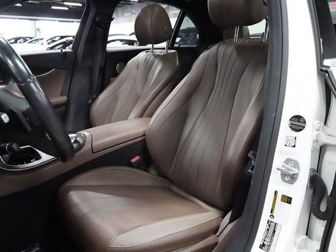 Used 2018 Mercedes-Benz E 300 w/ Premium 2 Package (Q02) image 13