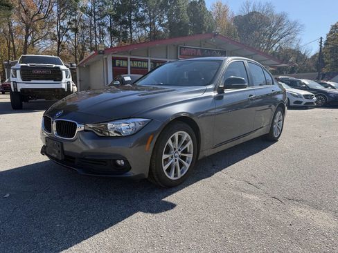 Used 2016 BMW 320i xDrive Sedan image 2