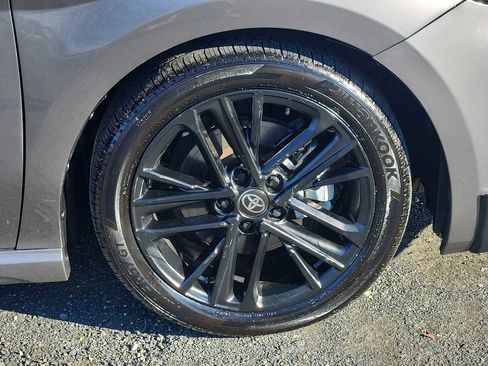 Used 2025 Toyota Camry SE image 8