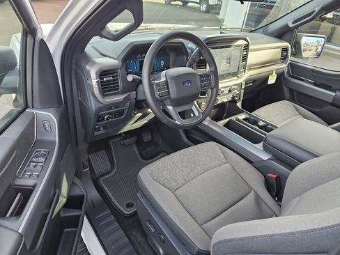 New 2025 Ford F150 XLT w/ Equipment Group 301A Standard image 11