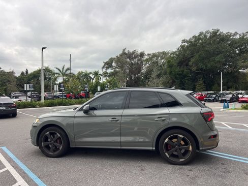 Used 2020 Audi SQ5 Premium Plus w/ Premium Plus Package image 14