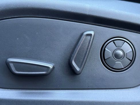 Used 2025 Ford Explorer ST w/ Sun And Sound Package image 19