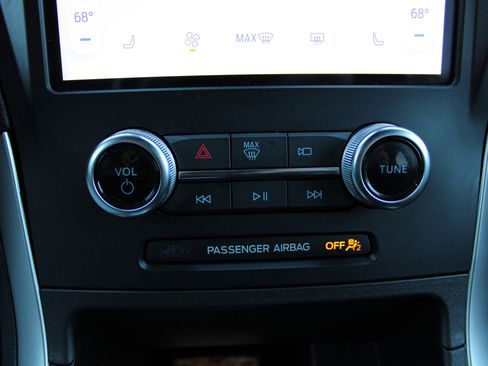 Used 2024 Ford Edge ST-Line image 27