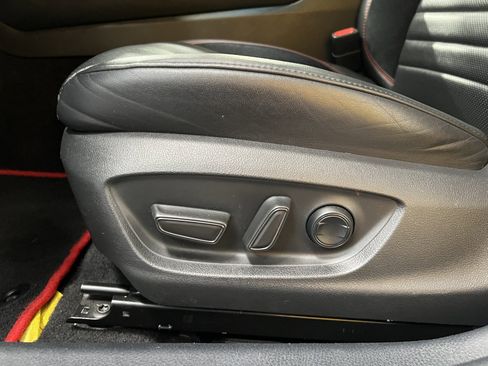 Used 2020 Toyota Avalon TRD image 23