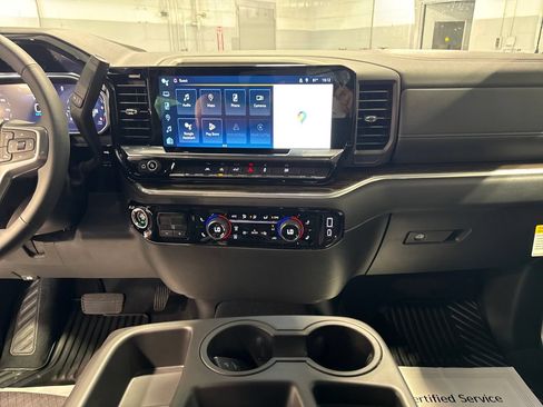New 2026 Chevrolet Silverado 1500 LT AWD/4WD image 12