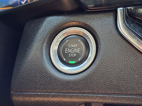 Used 2023 Chevrolet Colorado Trail Boss w/ Advanced Trailering Package AWD/4WD image 12