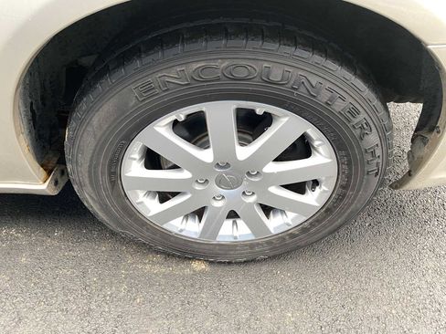 Used 2012 Chrysler Town & Country Touring-L w/ Entertainment Group #2 image 41