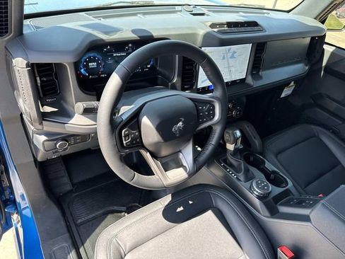New 2025 Ford Bronco Badlands w/ Sasquatch Package AWD/4WD image 22
