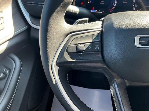 New 2025 Jeep Grand Cherokee Limited image 31