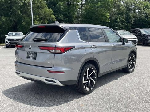 Used 2024 Mitsubishi Outlander SE FWD image 7