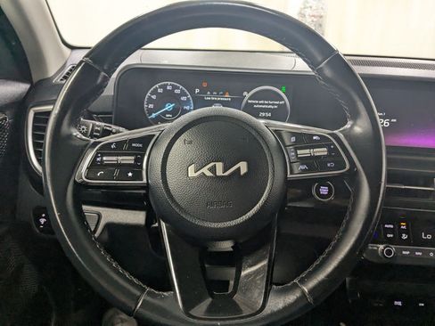 Used 2024 Kia Seltos S AWD/4WD image 13