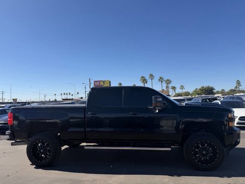 Used 2017 Chevrolet Silverado 3500 LTZ image 13