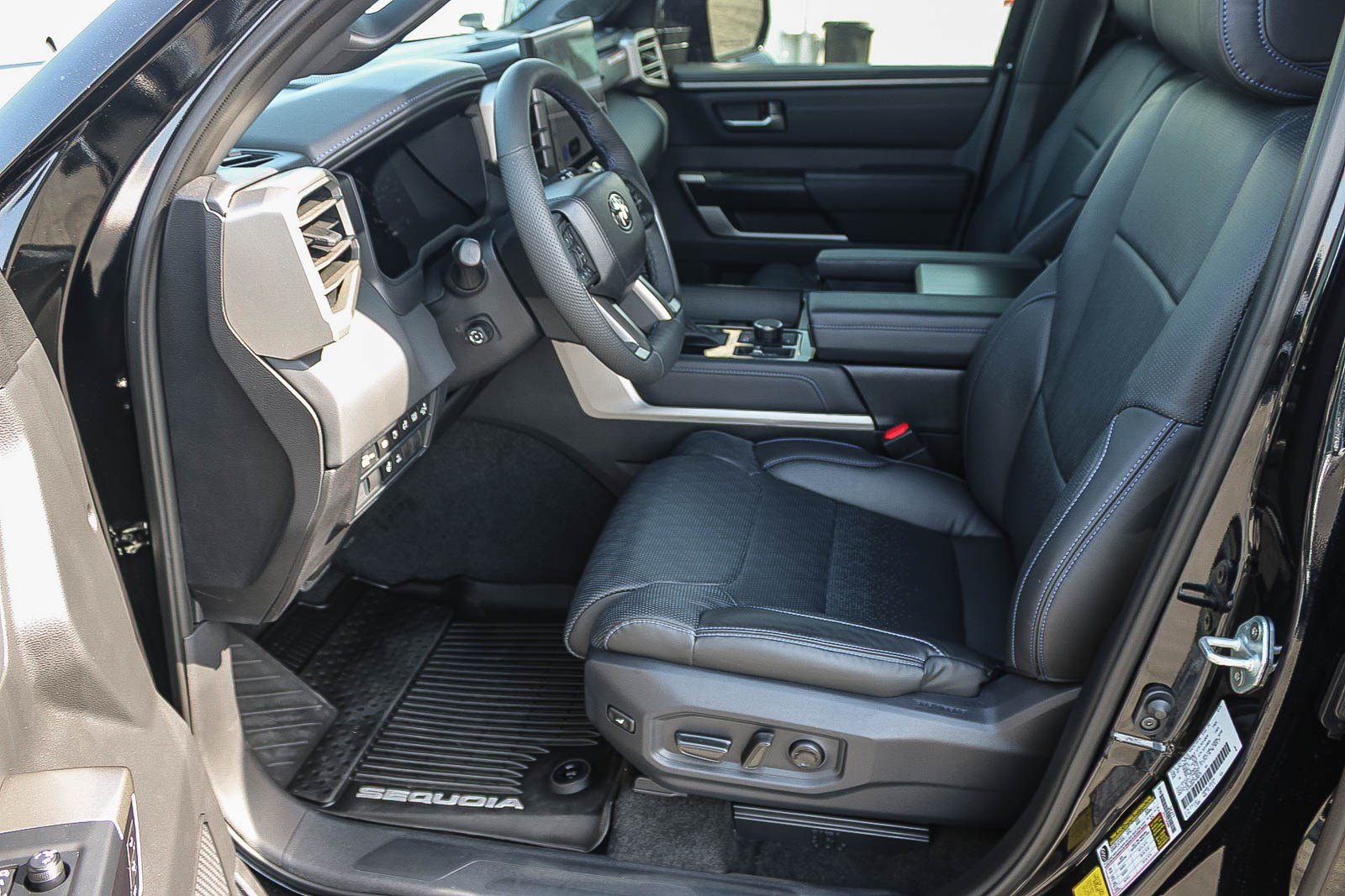 New 2026 Toyota Sequoia Platinum w/ TRD Off-Road Package AWD/4WD image 20