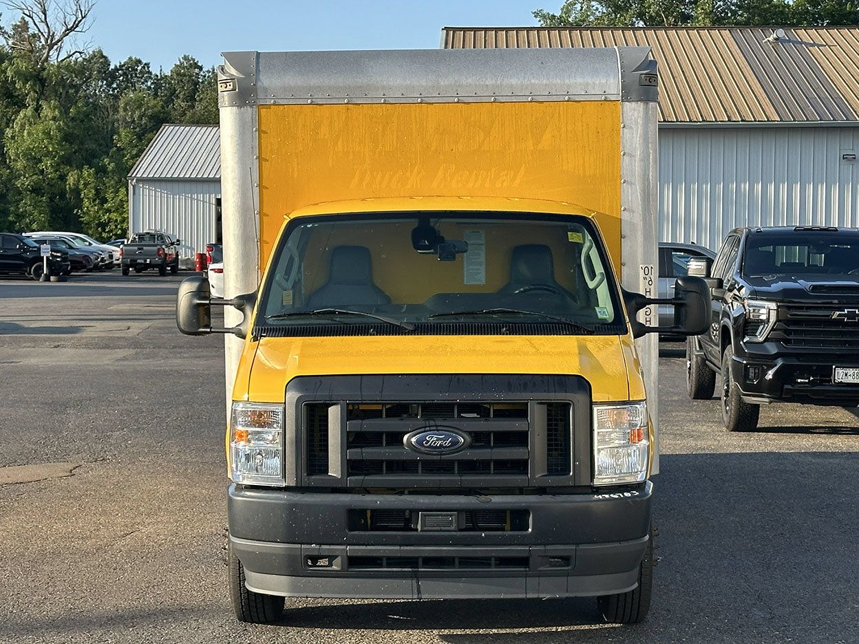 Used 2022 Ford E-350 and Econoline 350 Super Duty RWD image 3