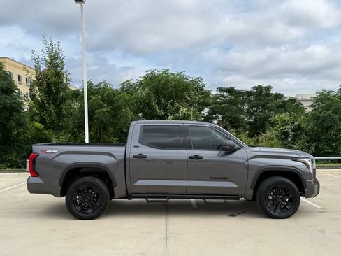 Used 2023 Toyota Tundra SR5 AWD/4WD image 5