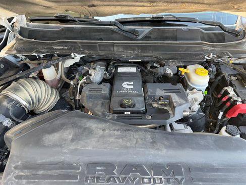 Used 2022 RAM 3500 Tradesman w/ Safety Group image 17