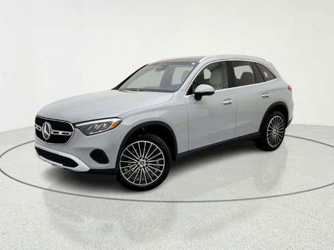 New 2026 Mercedes-Benz GLC 300 image 1