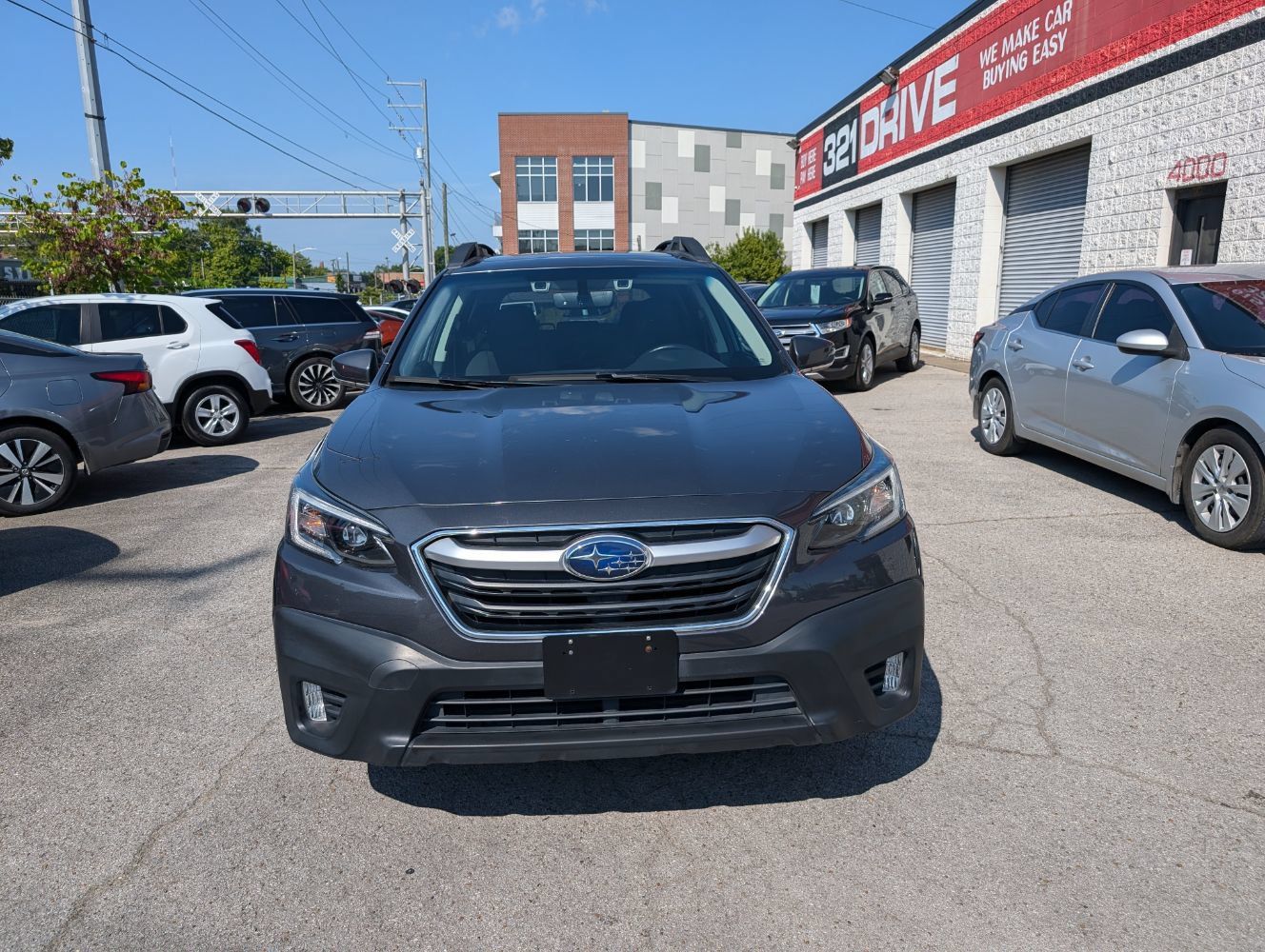 Used 2020 Subaru Outback Premium w/ Popular Package #1 AWD/4WD image 4