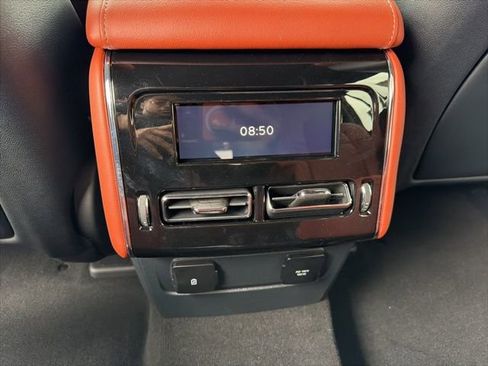 New 2026 Lincoln Aviator Reserve AWD/4WD image 16