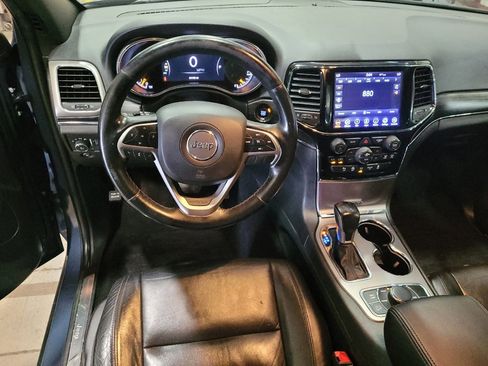 Used 2020 Jeep Grand Cherokee Limited image 22