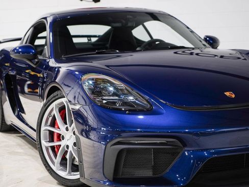 Used 2021 Porsche 718 Cayman GT4 image 25