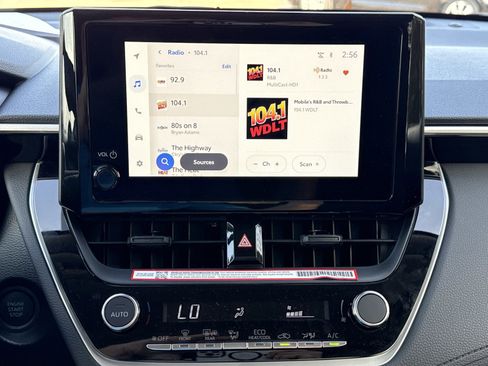 Used 2026 Toyota Corolla Cross LE image 24