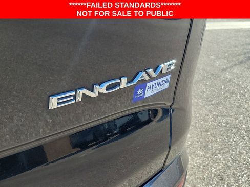 Used 2018 Buick Enclave Premium w/ Experience Buick Package image 11