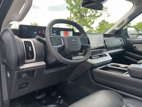 Certified 2025 Ford Expedition Max Active AWD/4WD image 26