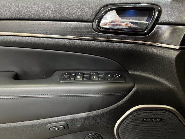 Used 2020 Jeep Grand Cherokee High Altitude AWD/4WD image 14
