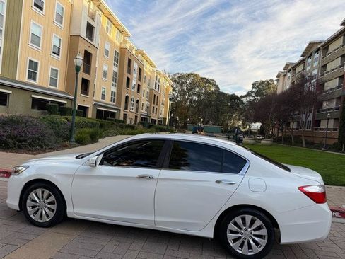 Used 2015 Honda Accord EX image 3
