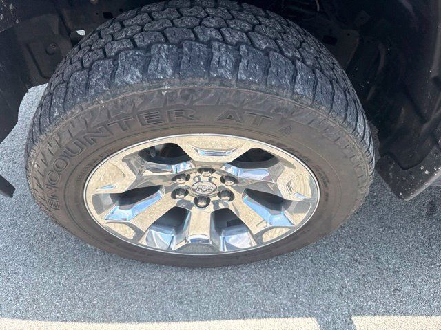 Used 2022 RAM 1500 Big Horn AWD/4WD image 9