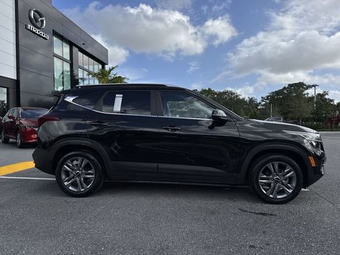 Used 2023 Kia Seltos S image 24