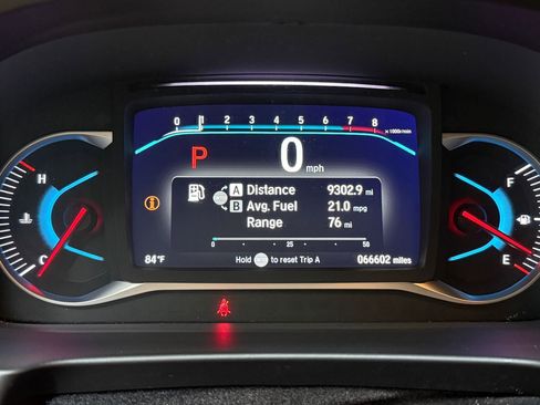 Used 2021 Honda Pilot Touring image 17