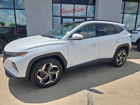 Used 2022 Hyundai Tucson Limited AWD/4WD image 4