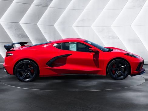 Certified 2020 Chevrolet Corvette Stingray Premium Cpe w/ 3LT Preferred Equipment Group RWD image 6
