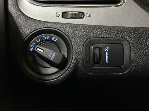 Used 2017 Dodge Journey Crossroad FWD image 18