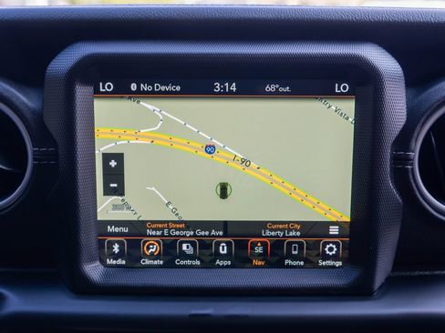 Used 2021 Jeep Wrangler Unlimited Sahara AWD/4WD image 21