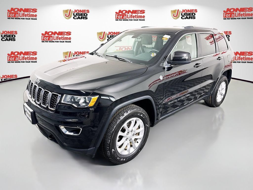 Used 2021 Jeep Grand Cherokee Laredo AWD/4WD image 14