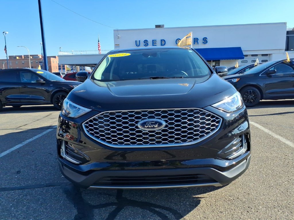 Used 2024 Ford Edge SEL w/ Convenience Package AWD/4WD image 3
