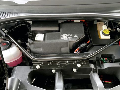 Used 2023 Volkswagen ID.4 Pro image 32